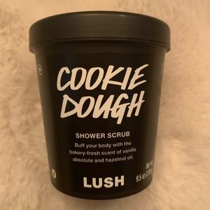 Lush cookie dough body scrub NEW🍪